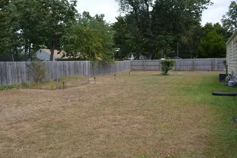 44 Brookside Cir, Springfield, MA 01129 photo 38