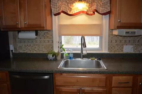 44 Brookside Cir, Springfield, MA 01129 photo 12