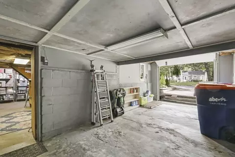 Exterior - 17 Mayflower Ave, Wareham, MA 02571 photo 5 of 16