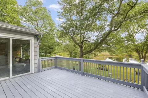 Exterior - 17 Mayflower Ave, Wareham, MA 02571 photo 7 of 16