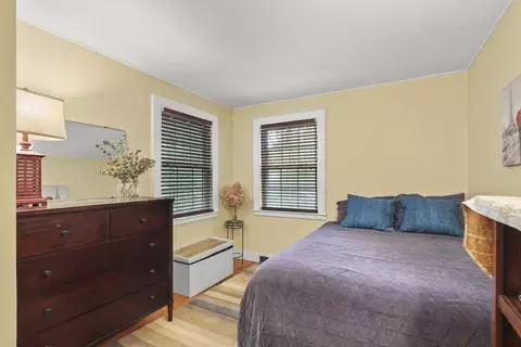 Bedroom - 17 Mayflower Ave, Wareham, MA 02571 photo 6 of 6
