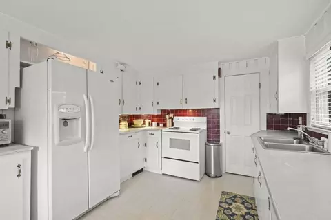 Kitchen - 17 Mayflower Ave, Wareham, MA 02571 photo 3 of 4
