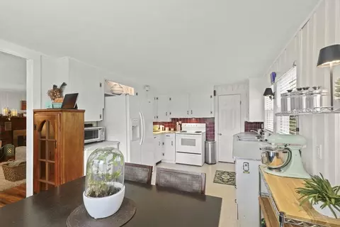 Kitchen - 17 Mayflower Ave, Wareham, MA 02571 photo 2 of 4
