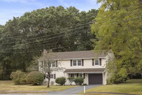 59 Apple D Or Rd, Framingham, MA 01701