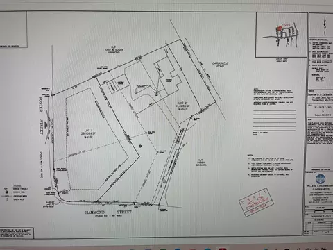 24 Hammond St, Oxford, MA 01540