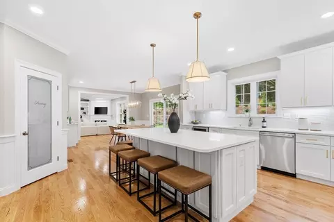 345 Grove St, Reading, MA 01867 photo 9