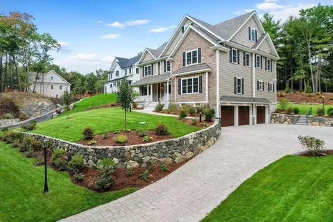 345 Grove St, Reading, MA 01867 photo 4