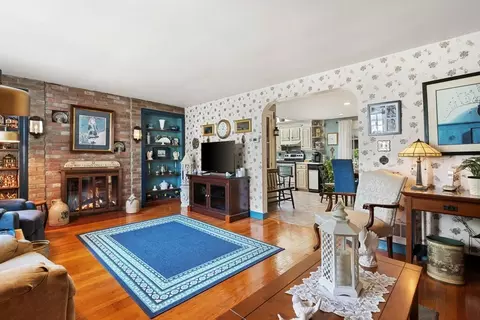 Living - 111 Conant St, Danvers, MA 01923 photo 4 of 5