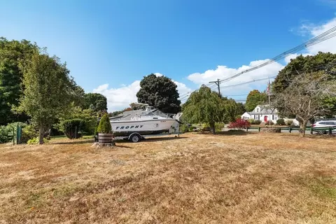 Exterior - 111 Conant St, Danvers, MA 01923 photo 9 of 14