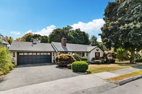 Exterior - 111 Conant St, Danvers, MA 01923 photo 2 of 14