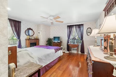 Bedroom - 111 Conant St, Danvers, MA 01923 photo 3 of 4