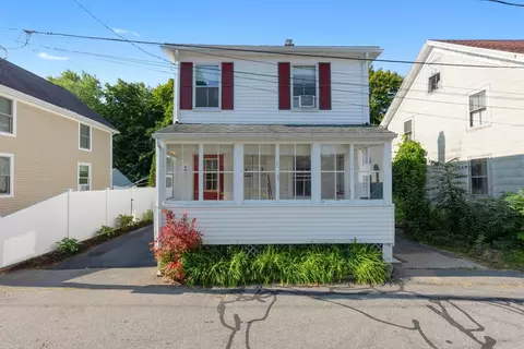 13 2nd St, Ipswich, MA 01938