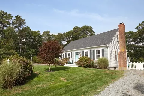 15 Fern Ln, Brewster, MA 02631