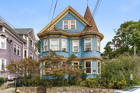 80 Paul Gore St #3, Boston, MA 02130