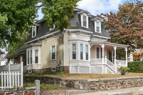 120 E Haverhill St, Lawrence, MA 01841