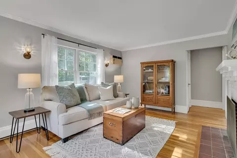 213 Forest St, Reading, MA 01867 photo 9