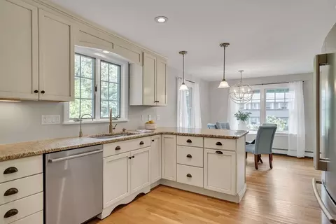 213 Forest St, Reading, MA 01867 photo 5