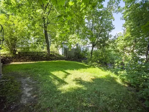 Exterior - 8 Wayne St, Worcester, MA 01603 photo 4 of 4