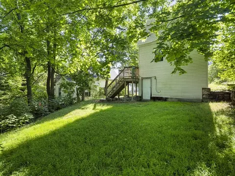 Exterior - 8 Wayne St, Worcester, MA 01603 photo 3 of 4
