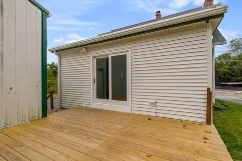 Exterior - 100 Union St, Gardner, MA 01440 photo 3 of 6