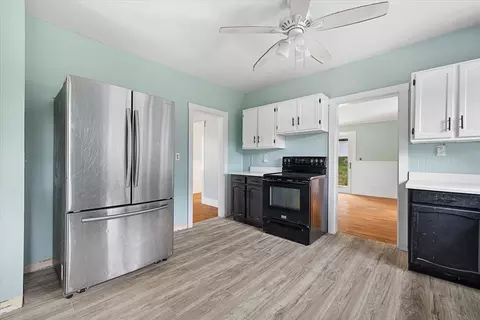 Kitchen - 100 Union St, Gardner, MA 01440 photo 1 of 1