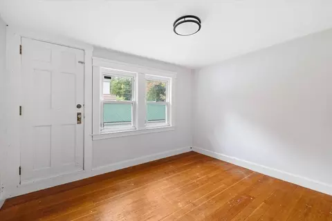 Bedroom - 100 Union St, Gardner, MA 01440 photo 3 of 6