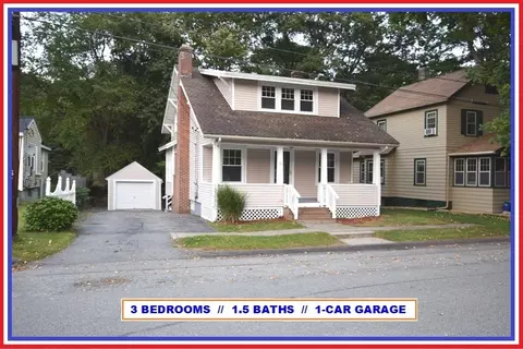 15 Quaboag St, Worcester, MA 01602