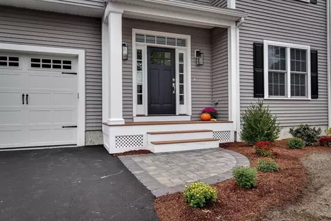 4 Jay Dr, Framingham, MA 01701 photo 2