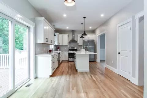 4 Jay Dr, Framingham, MA 01701 photo 13