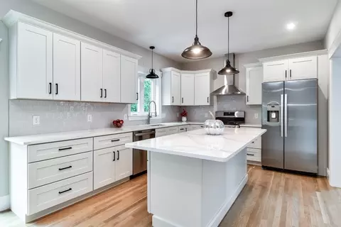 4 Jay Dr, Framingham, MA 01701 photo 8