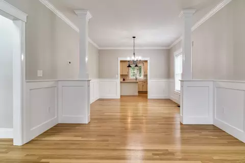 4 Jay Dr, Framingham, MA 01701 photo 4