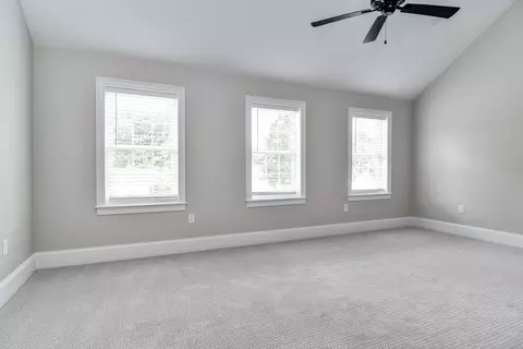 4 Jay Dr, Framingham, MA 01701 photo 18