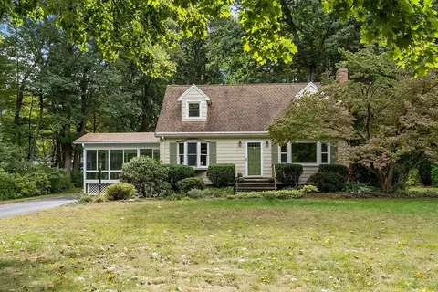 19 Bruce St, Tewksbury, MA 01876