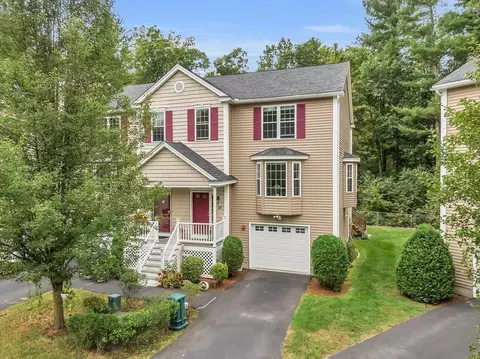 30 Cricones Way #12, Tyngsborough, MA 01879