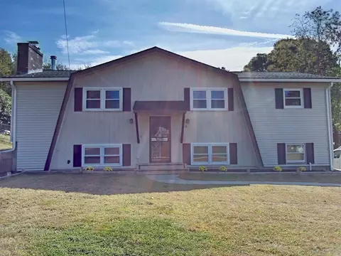 6 Ash St, Webster, MA 01570 photo 5
