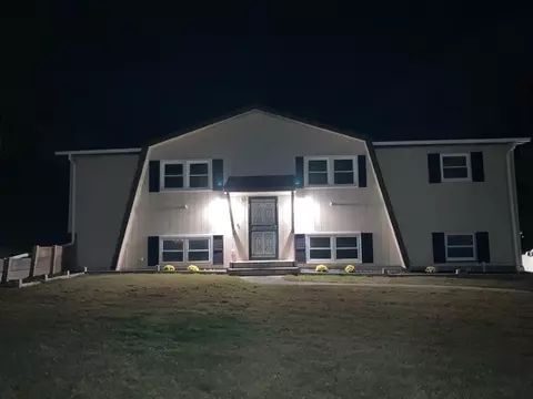 6 Ash St, Webster, MA 01570 photo 4