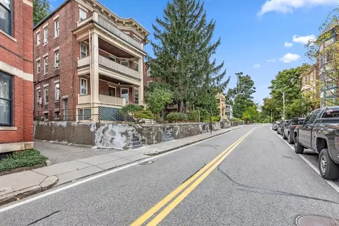 82 Walnut St #1, Brookline, MA 02445 photo 24