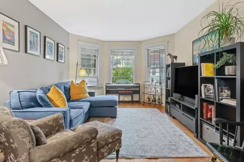82 Walnut St #1, Brookline, MA 02445