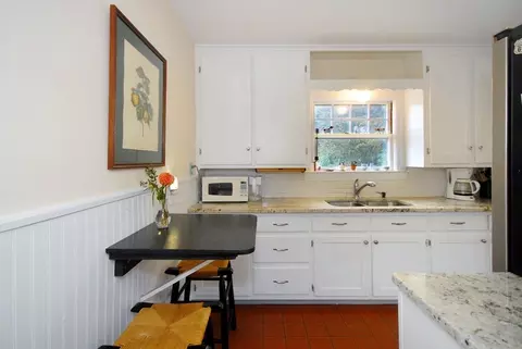 4 Douglas Ave, Maynard, MA 01754 photo 8
