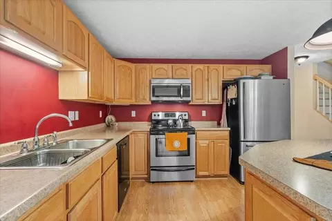 Kitchen - 1 Mill Brook Dr #1, Templeton, MA 01468 photo 1 of 3