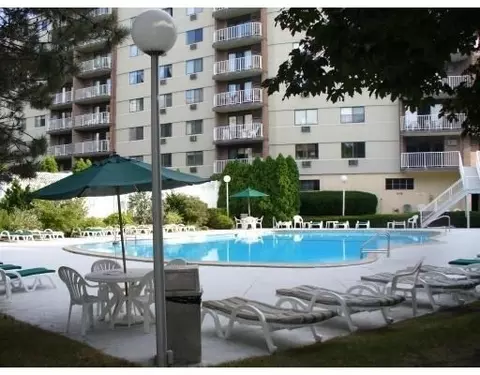 131 Coolidge Ave #521, Watertown, MA 02472