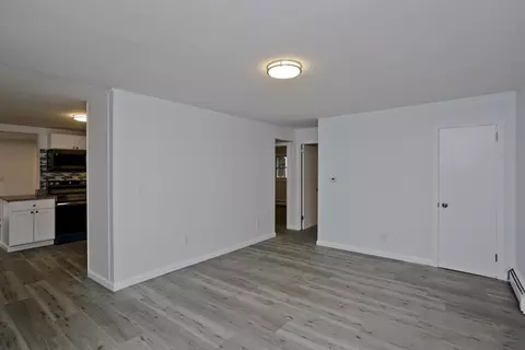 82 Fieldston St, Springfield, MA 01119 photo 12