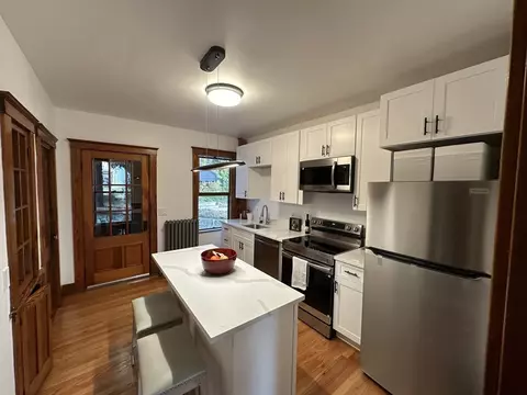 8 Lee Hill Rd, Boston, MA 02131