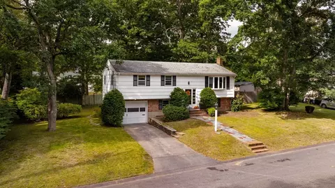 59 Brian Dr, Brockton, MA 02301