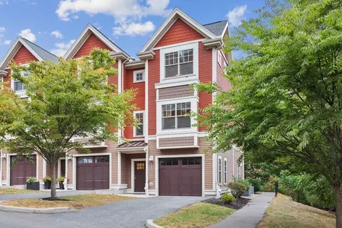 2001 Symmes Cir #2001, Arlington, MA 02474