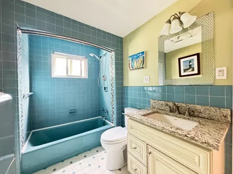 110 Hawthorn, Needham, MA 02492 photo 31