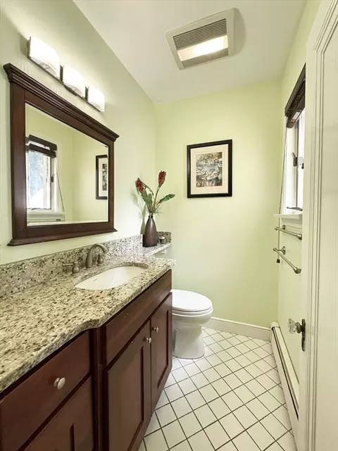 110 Hawthorn, Needham, MA 02492 photo 16