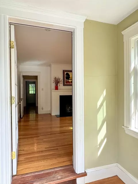 110 Hawthorn, Needham, MA 02492 photo 5