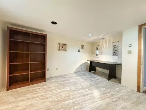 110 Hawthorn, Needham, MA 02492 photo 35