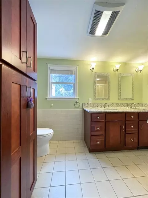 110 Hawthorn, Needham, MA 02492 photo 24